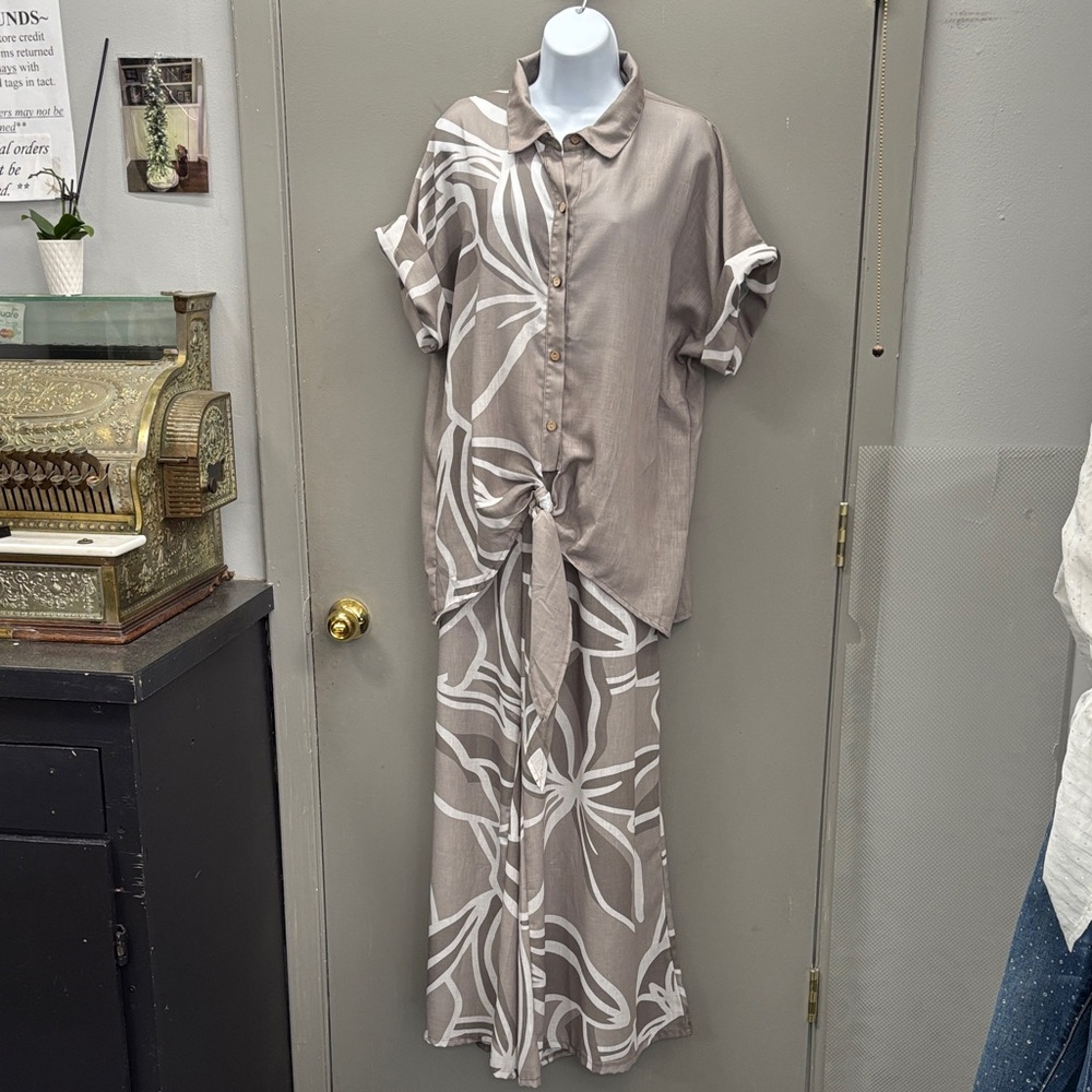 Stylish Tan and White Women's Jumpsuit